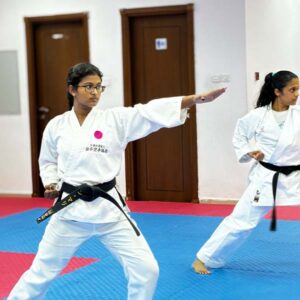 Karate for Fitness: Building Strength, Flexibility, and Endurance ...