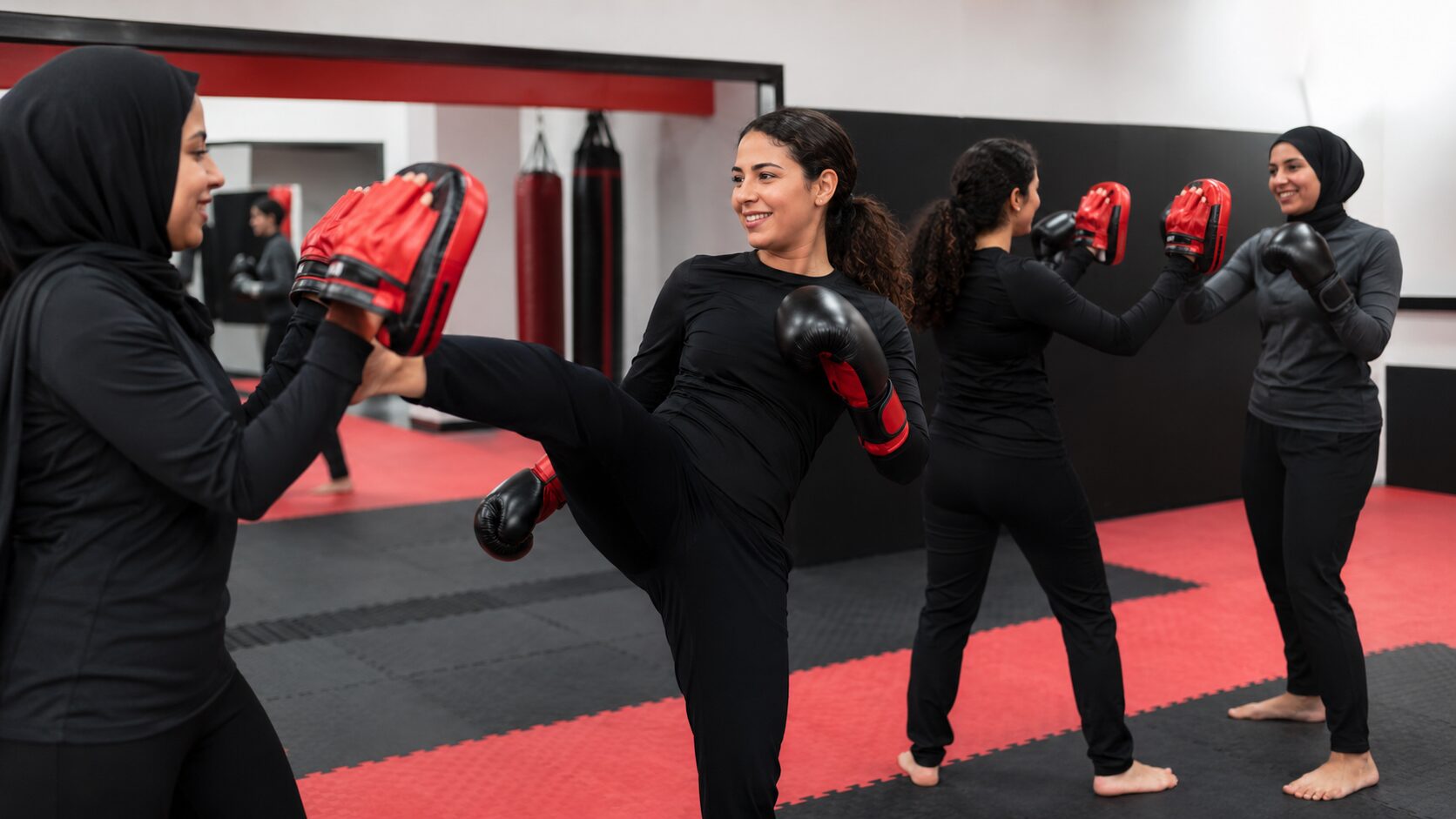 Ladies kickboxing classes in Dubai